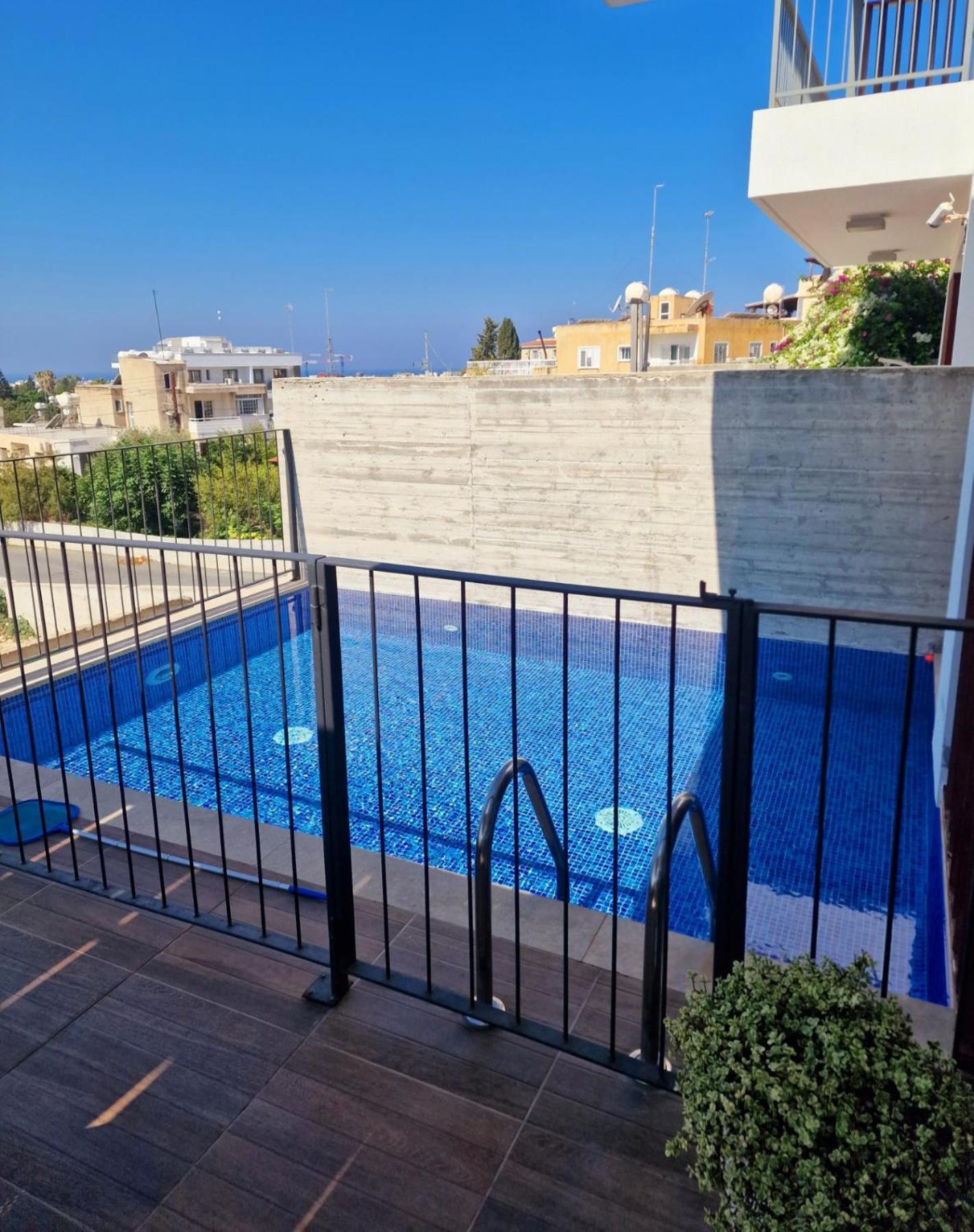 Leonidas Villa Paphos ภายนอก รูปภาพ